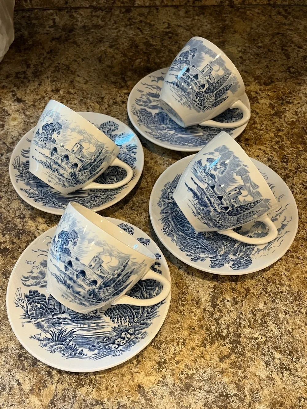 Wedgwood Countryside Teacups and Saucers Set of 4 Blue and White, England